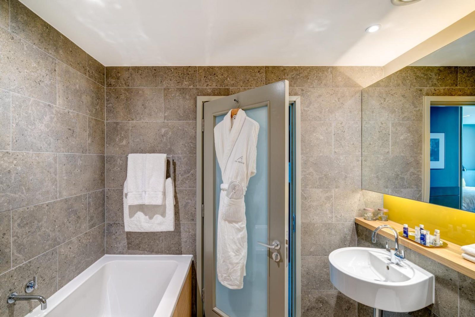 Apex City of Bath Hotel — photo 3