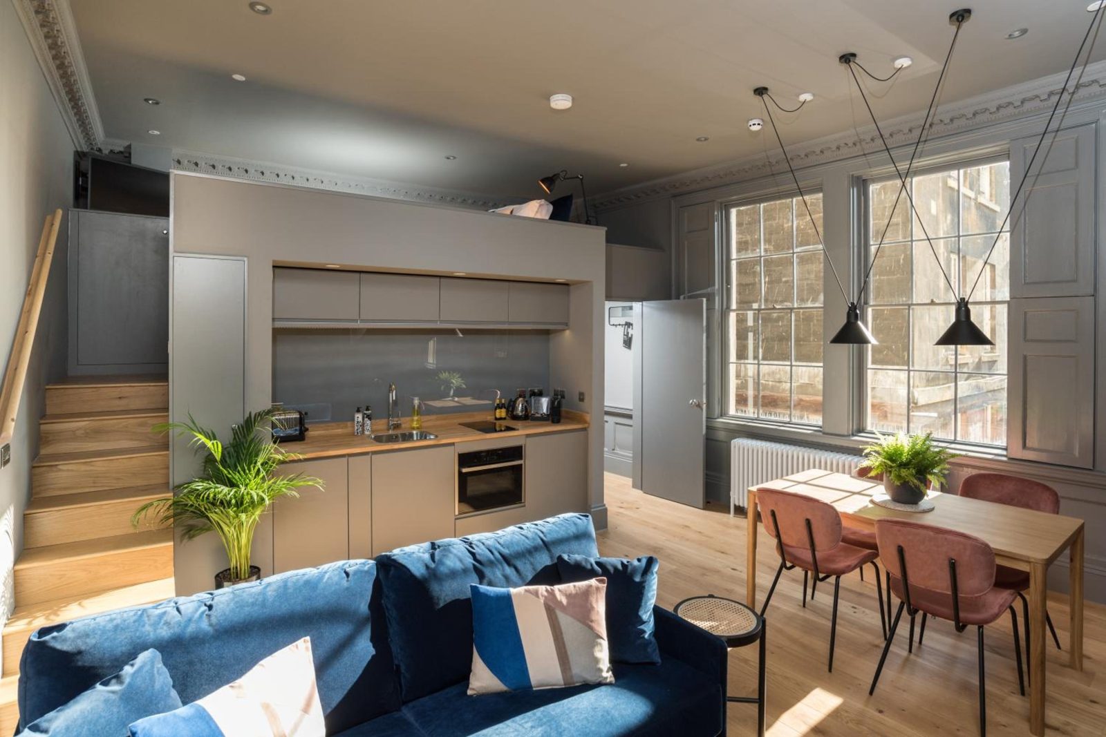 Hiding Space - Trim Street Apartments — photo 4