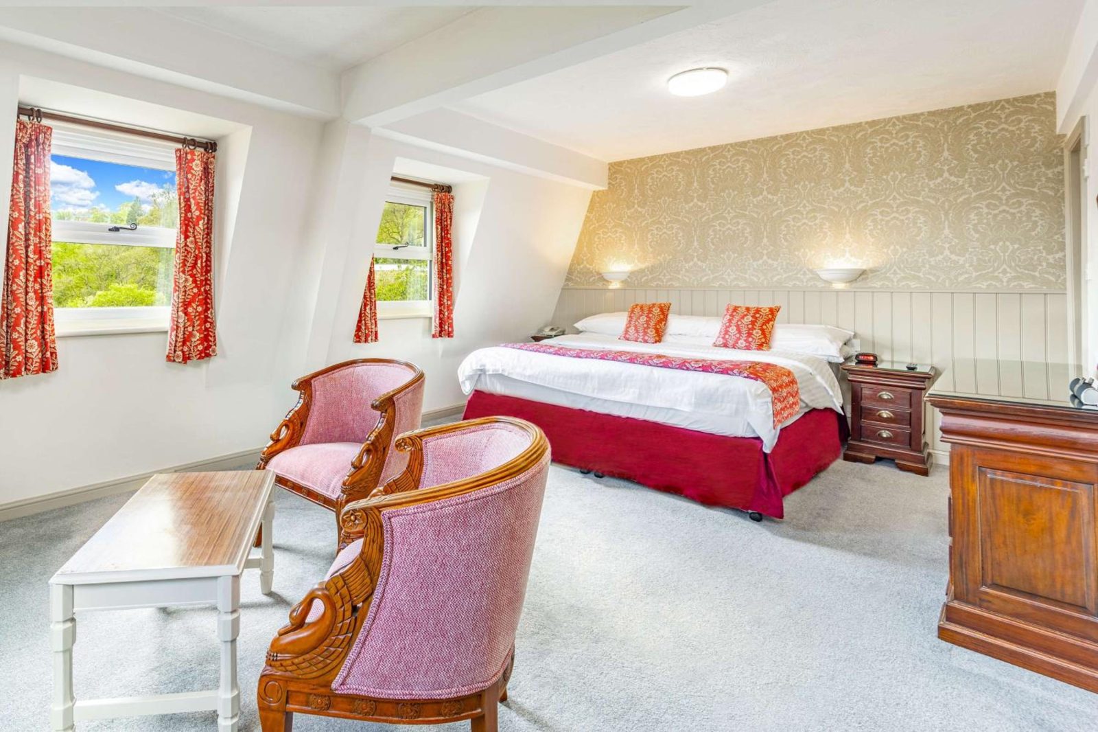 Best Western Limpley Stoke Hotel — photo 4