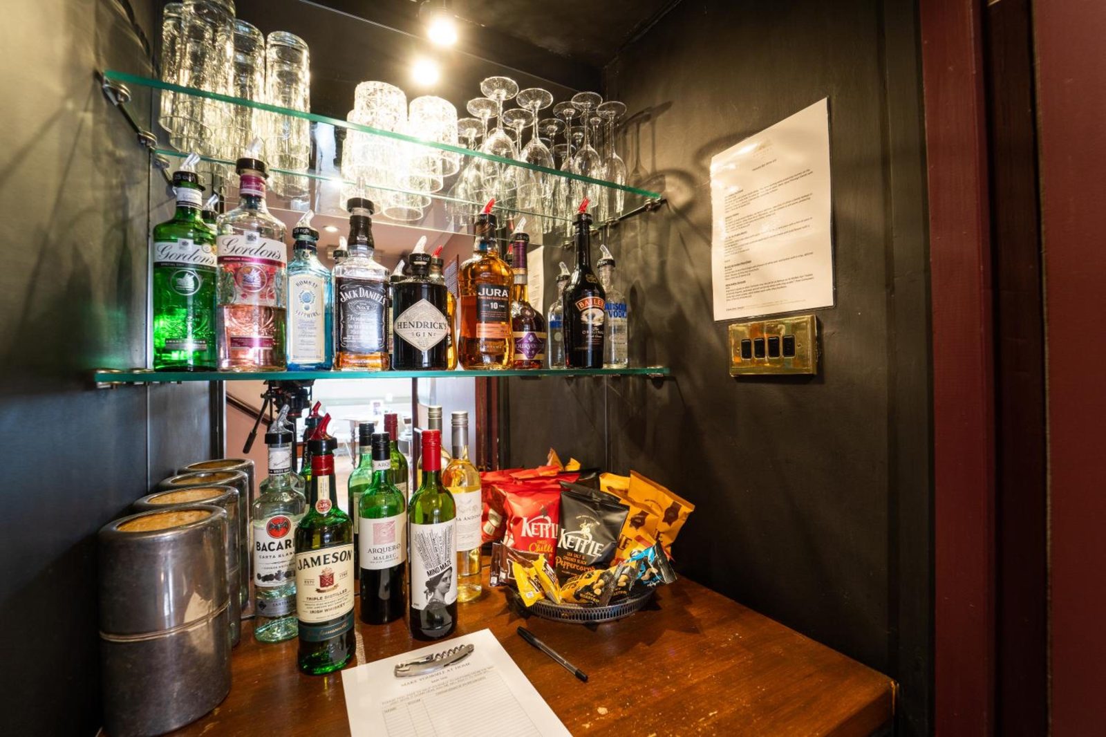 Brooks Guesthouse — photo 3